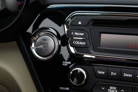 2012款起亚K2两厢深圳试驾实拍