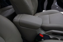 2012款起亚K2两厢深圳试驾实拍