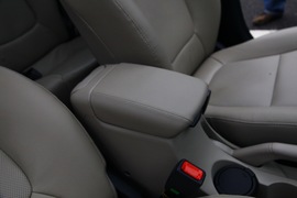 2012款起亚K2两厢深圳试驾实拍