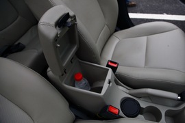 2012款起亚K2两厢深圳试驾实拍