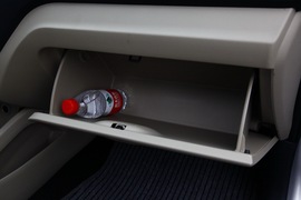 2012款起亚K2两厢深圳试驾实拍