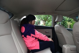 2012款起亚K2两厢深圳试驾实拍