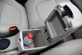 2012款起亚K2两厢深圳试驾实拍