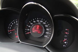 2012款起亚K2两厢深圳试驾实拍