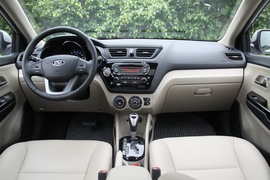 2012款起亚K2两厢深圳试驾实拍