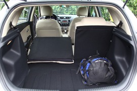 2012款起亚K2两厢深圳试驾实拍