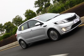 2012款起亚K2两厢深圳试驾实拍