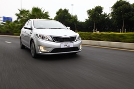 2012款起亚K2两厢深圳试驾实拍