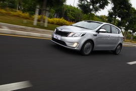 2012款起亚K2两厢深圳试驾实拍