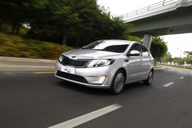 2012款起亚K2两厢深圳试驾实拍