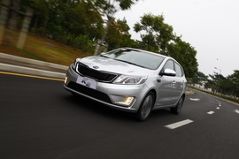 2012款起亚K2两厢深圳试驾实拍