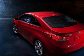 2013款现代伊兰特Coupe