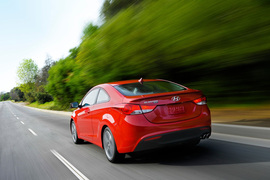 2013款现代伊兰特Coupe