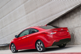 2013款现代伊兰特Coupe