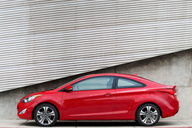 2013款现代伊兰特Coupe
