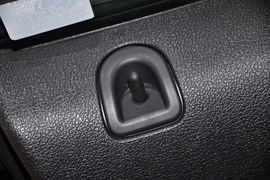2012款福特野马V6
