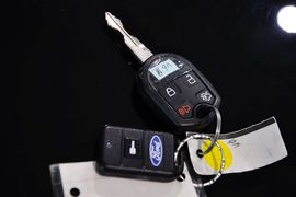 2012款福特野马V6