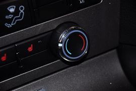 2012款福特野马V6