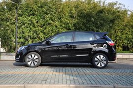 2012款起亚K2两厢1.6L