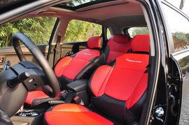 2012款起亚K2两厢1.6L