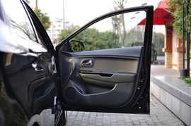 2012款起亚K2两厢1.6L