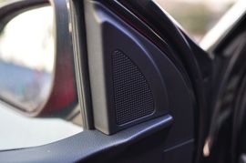 2012款起亚K2两厢1.6L