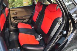 2012款起亚K2两厢1.6L