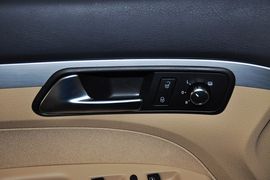 2011款大众途安1.4TSI