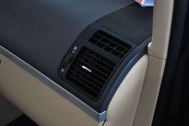 2011款大众途安1.4TSI