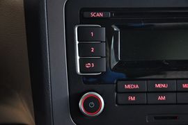 2011款大众途安1.4TSI