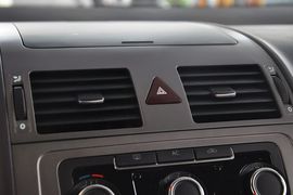 2011款大众途安1.4TSI