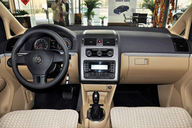 2011款大众途安1.4TSI