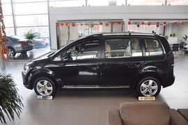 2011款大众途安1.4TSI