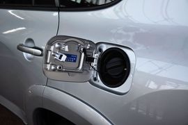 2011款丰田RAV4
