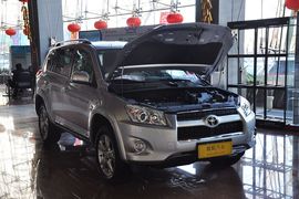 2011款丰田RAV4