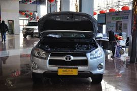 2011款丰田RAV4
