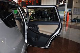2011款丰田RAV4