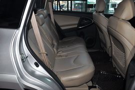 2011款丰田RAV4