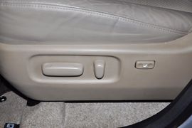 2011款丰田RAV4