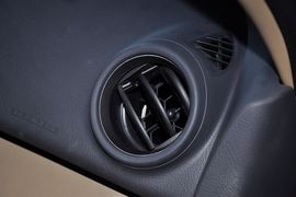 2011款丰田RAV4