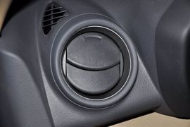 2011款丰田RAV4