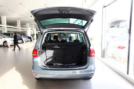 2012款大众夏朗2.0TSI舒适型到店实拍