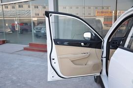 2012款中华V5