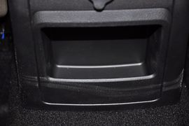 2012款中华V5