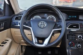 2012款中华V5