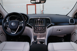 2017款Jeep大切诺基