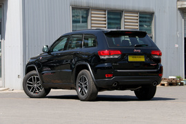 2017款Jeep大切诺基