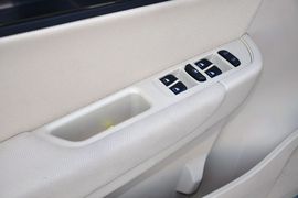 2012款中华V5