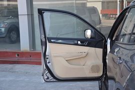 2012款中华V5
