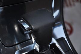 2012款中华V5